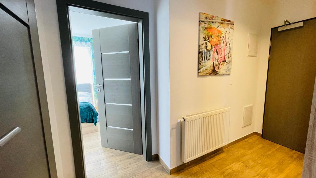 Apartamenty Na Wiejskiej ウストロニエ・モルスキエ エクステリア 写真